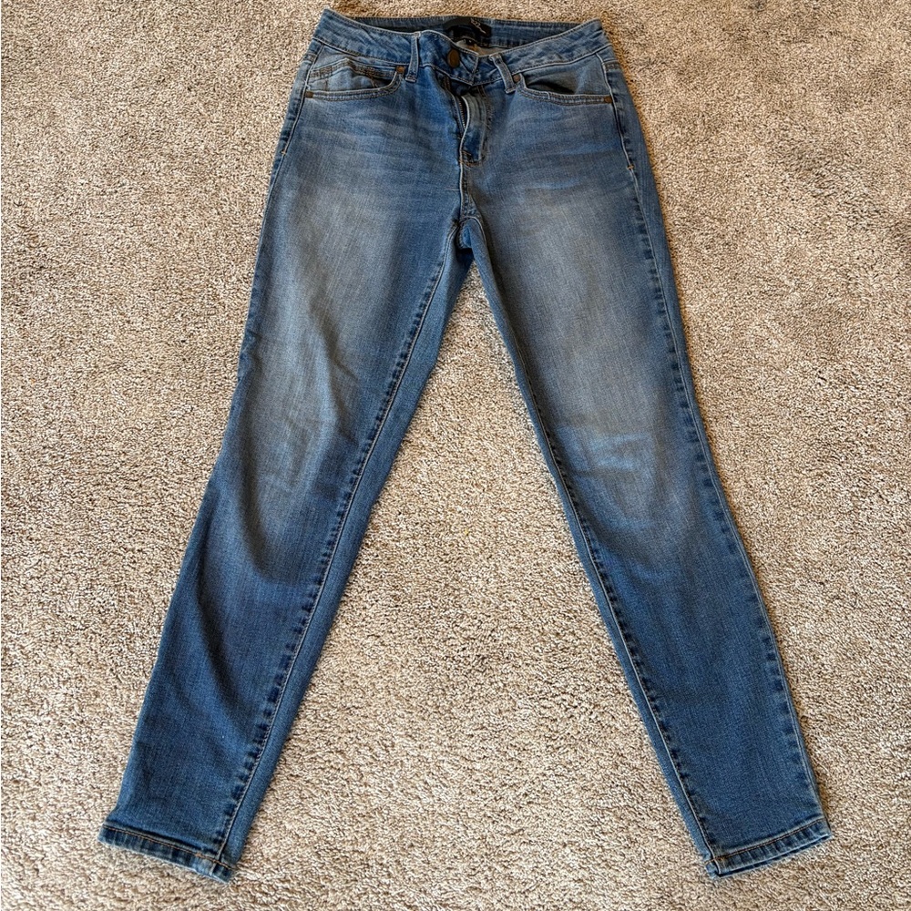 1822 Denim Women's Skinny Jeans in Blue